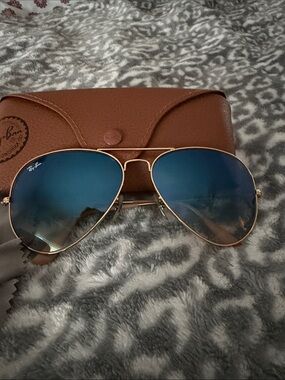 Ray-Ban Women Gold Frame Aviator Sunglasses with Blue Lenses